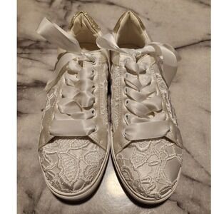 White Floral Lace Bridal Sneakers Satin Ribbon Laces Gold Glitter Heel Size 37